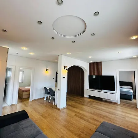 11th Circle Apartment Makarska
